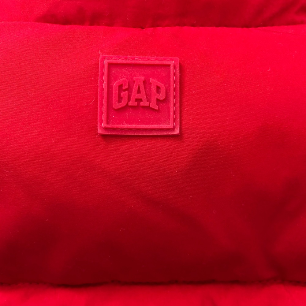SOLD - GAP Red Warm Fall Winter Puffer Snap Pocket Full Zipper Puffy Vest Size 5 - Picture 10 of 12